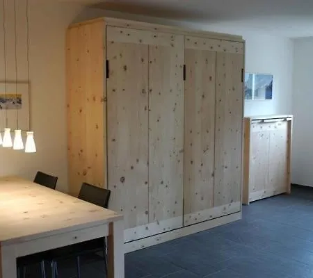 Chesa Gravulaina Apartment